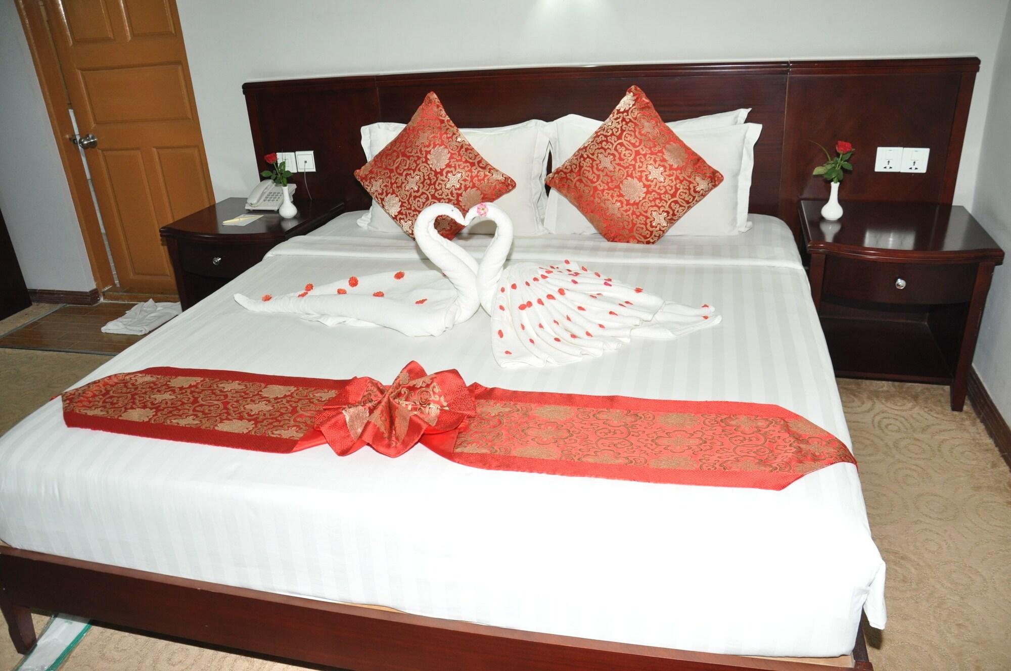 Hotel Leaf 3*