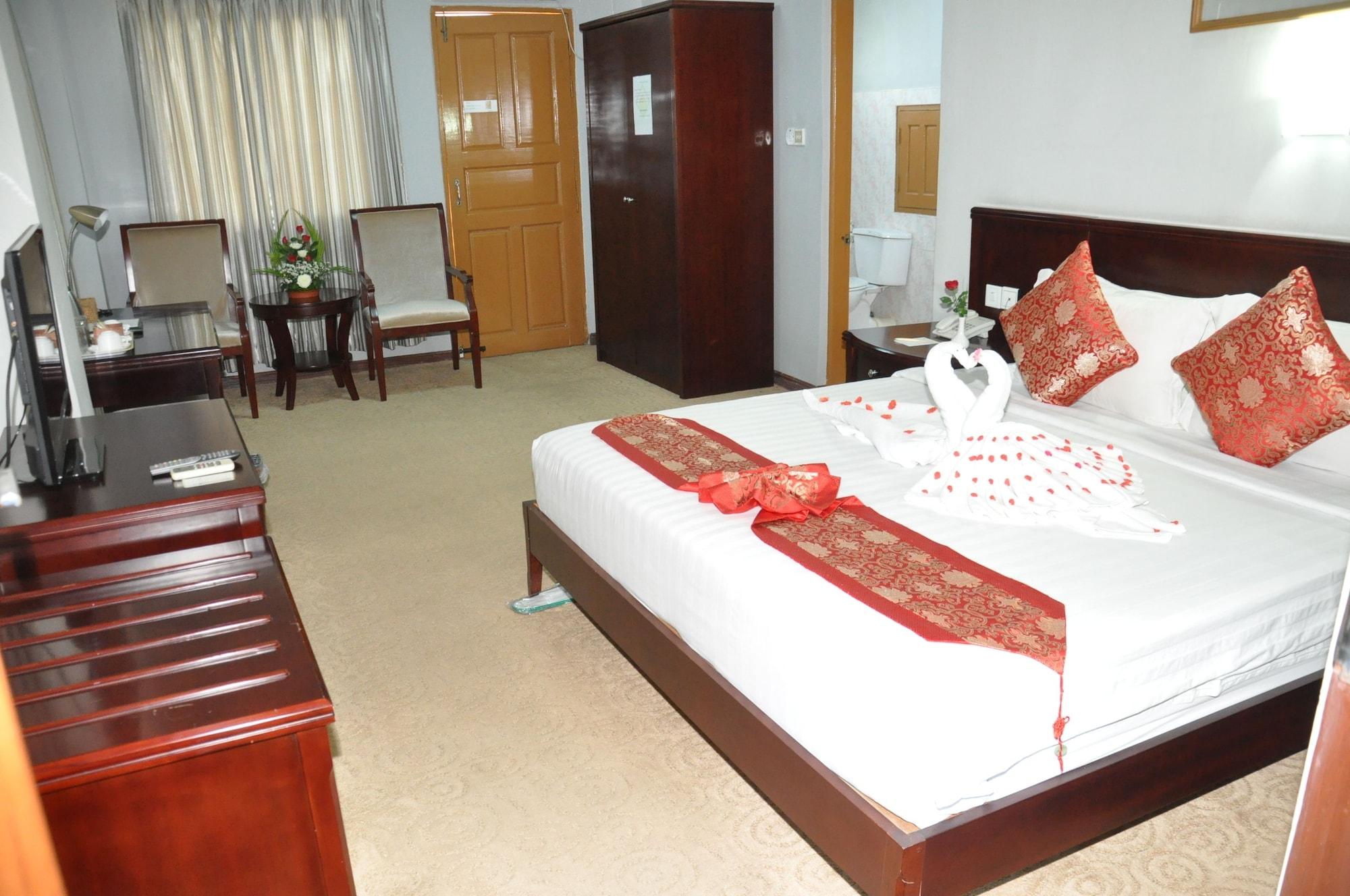 Hotel Leaf 3*