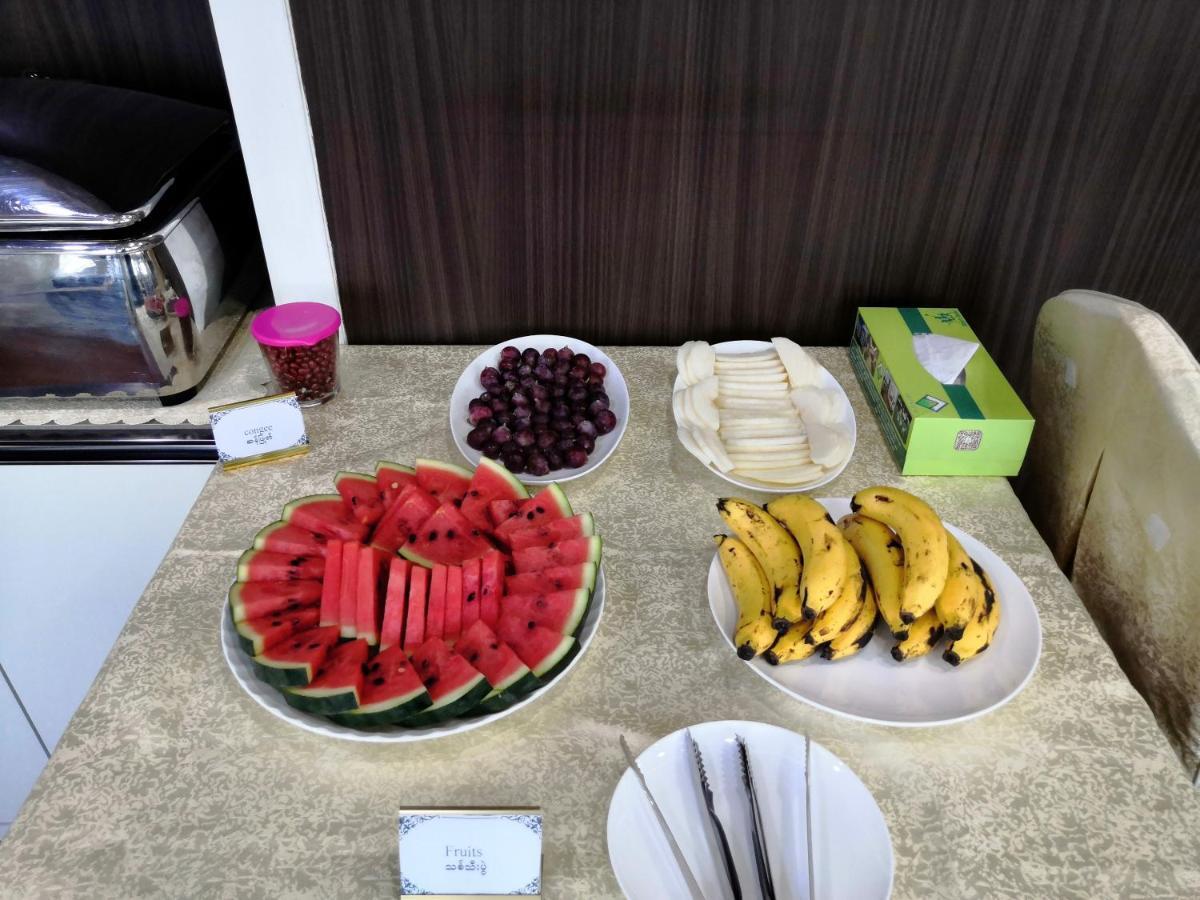 Leaf Hotel Yangón